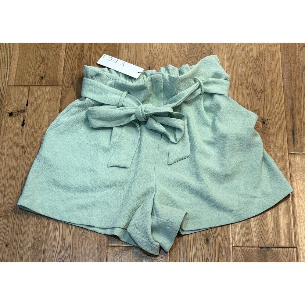 Lush‎ (From Vici) Marianna Pocketed Textured Tie Shorts Mint Green Medium  NWT